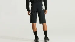 Specialized Gravity Shorts><noscript><img width=