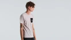Specialized Men's Short Sleeve Pocket T-Shirt><noscript><img width=