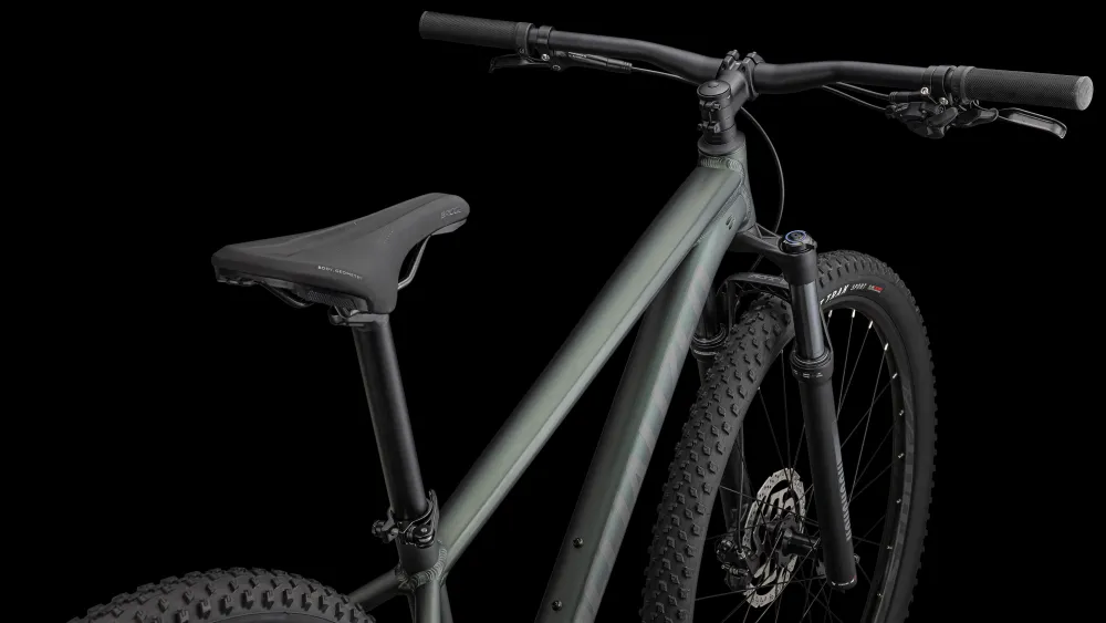 Specialized Rockhopper Comp> Cross Country·Rockhopper|Trail·Rockhopper