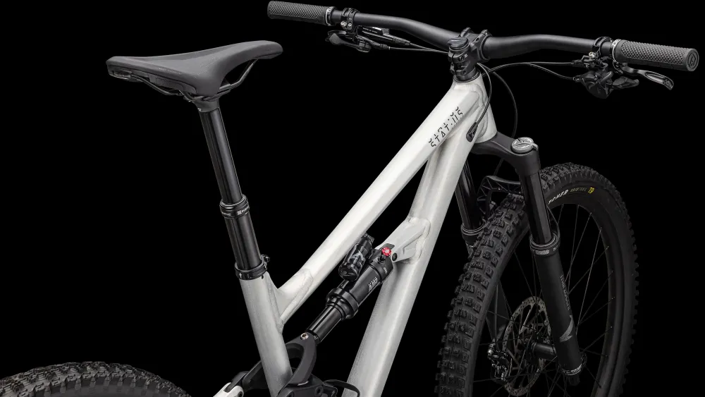 Specialized STATUS 2 140> Trail·Status
