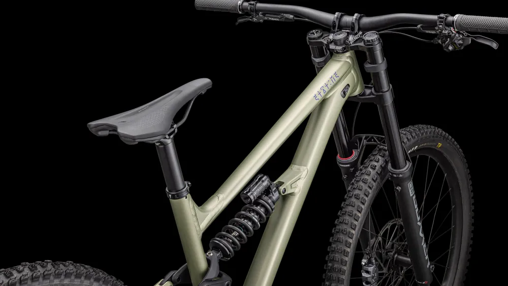 Specialized STATUS 2 170 DH> Trail·Status