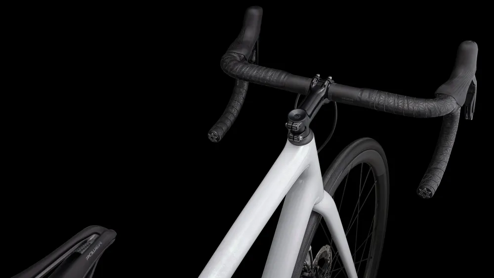 Specialized S-Works Aethos - Dura-Ace Di2> Performance·Aethos