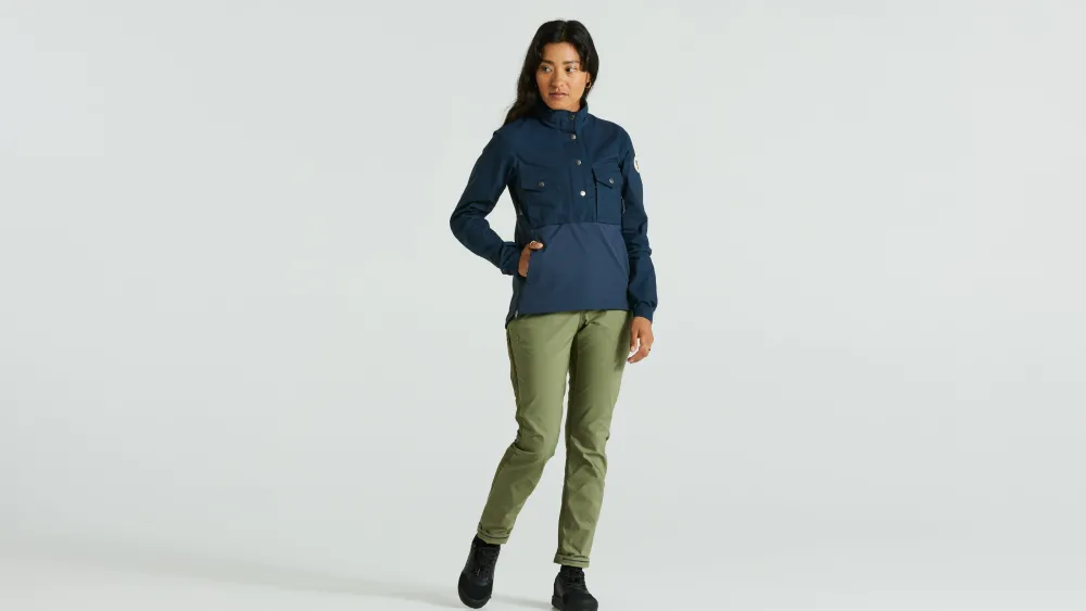 Specialized Women's /Fjällräven Räven Anorak>Women Women's Tops·Jackets & Vests