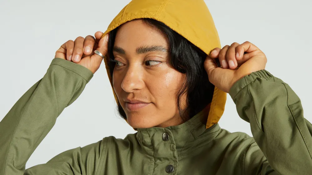 Specialized Women's /Fjällräven Räven Anorak>Women Women's Tops·Jackets & Vests